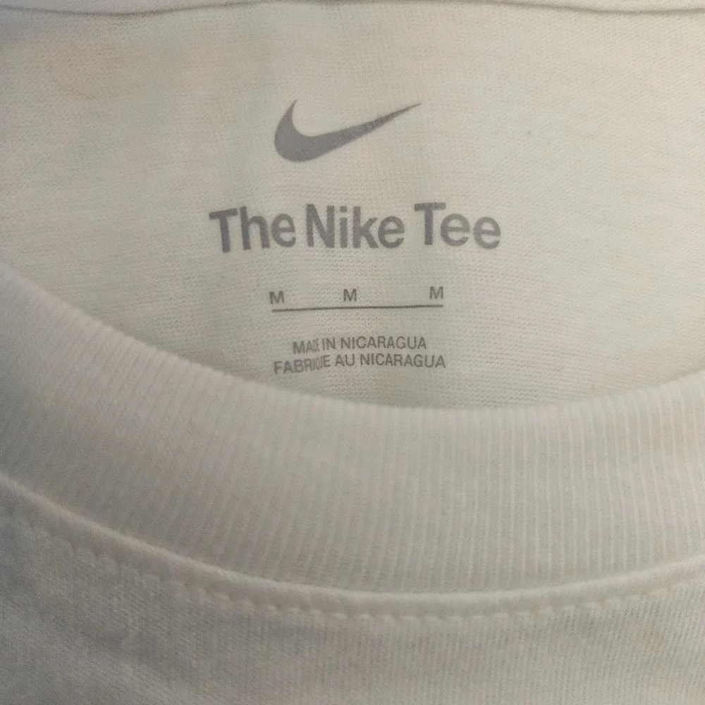 Nike new tags
